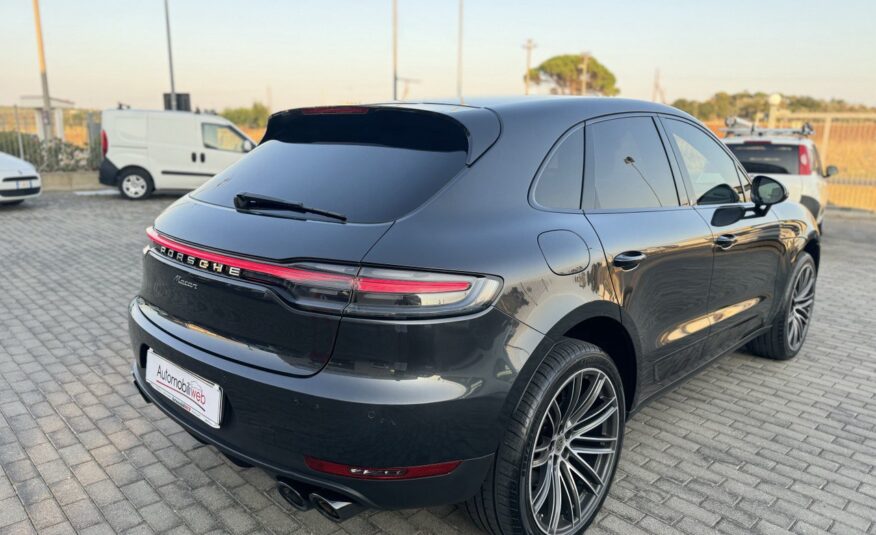 PORSCHE MACAN 2.0 245CV.