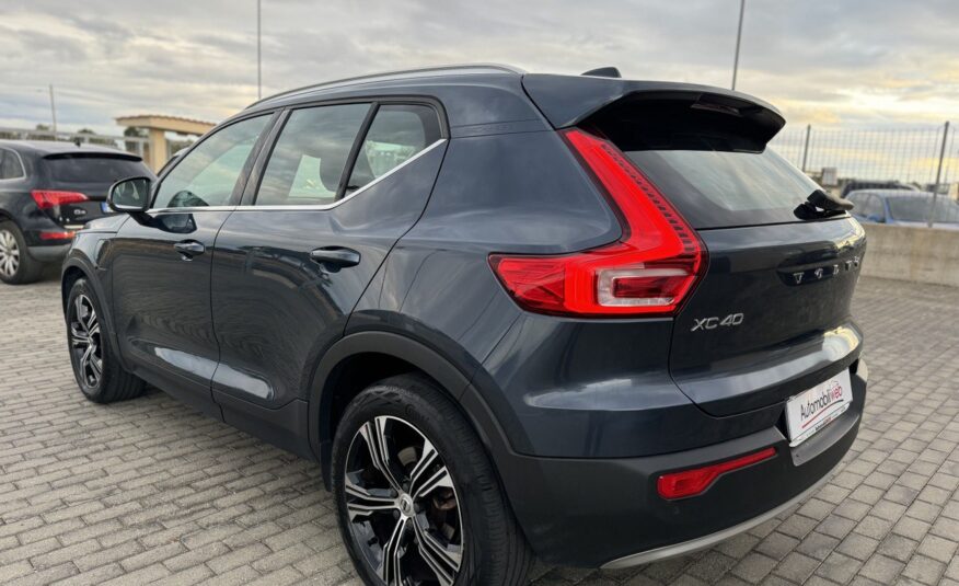 VOLVO XC40 T5 Recharge Plug-in Hybrid Inscription