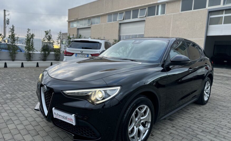 Alfa Romeo Stelvio 2.2 t Sport Tech rwd 160cv auto