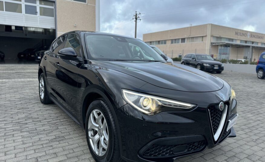 Alfa Romeo Stelvio 2.2 t Sport Tech rwd 160cv auto