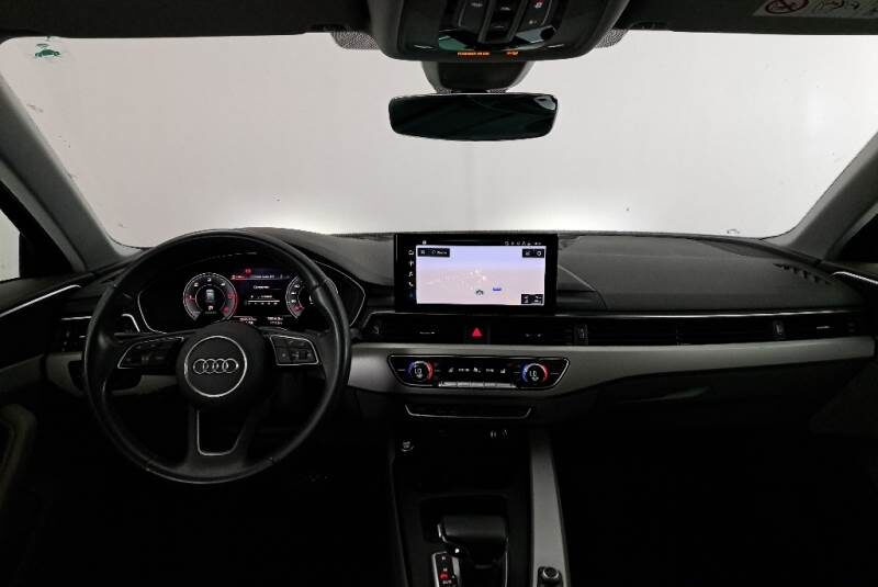 AUDI A4 30TDI STATION WAGON S-TRON