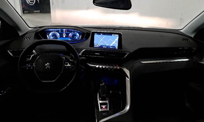 PEUGEOT 3008 BLUEHDI 130 EAT8 SeS