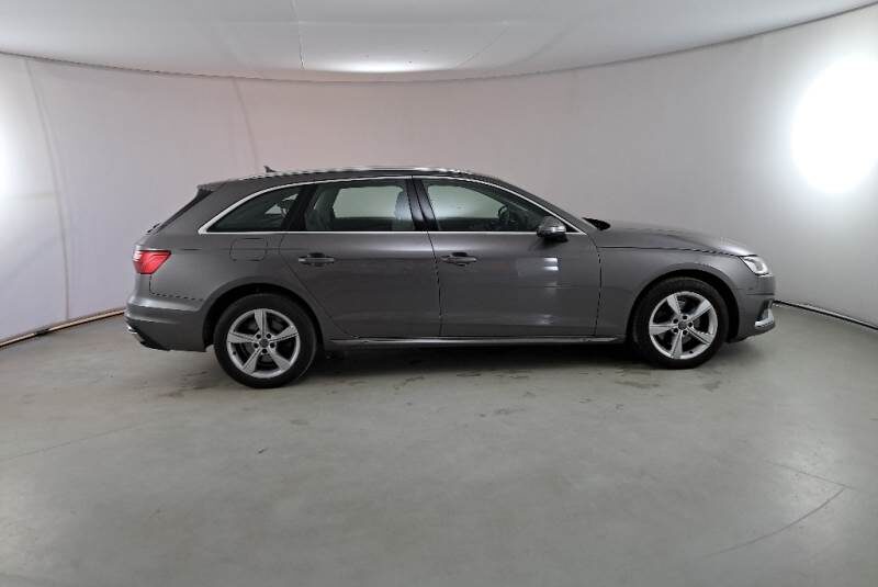 AUDI A4 30TDI STATION WAGON S-TRON