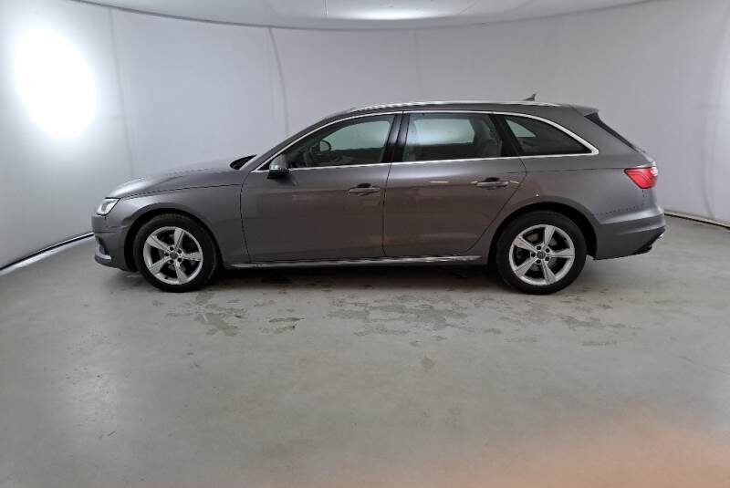 AUDI A4 30TDI STATION WAGON S-TRON